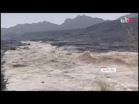 أمطار متفاوتة الغزارة على ولاية محضة بمحافظة #البريمي أدت إلى جريان الأودية والشعاب