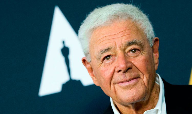 وفاة أول مخرج أفلام “سوبرمان”