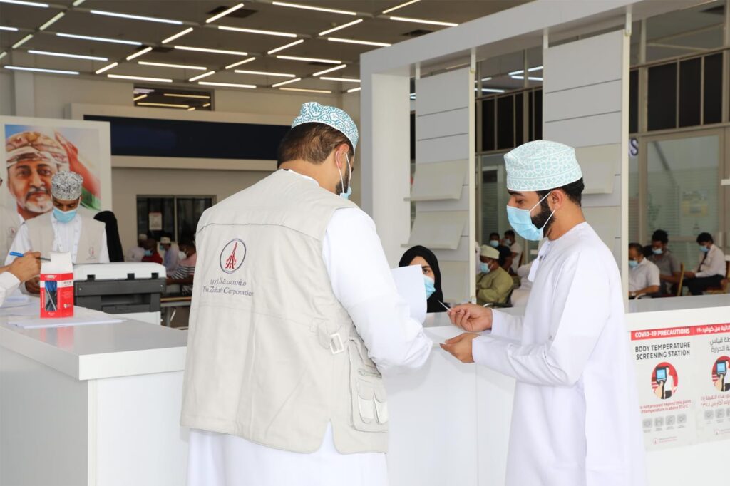 إقبال كبير من موظفي مؤسسة الزبير والشركات التابعة لإكمال التحصين 2 IMG 20210802 WA0012