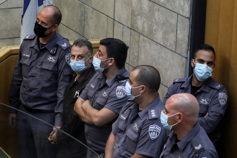 “على قدر حلمك تتسع الأرض”.. ما أمنيات أسرى نفق الحرية الستة؟
