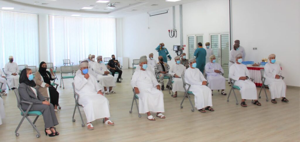 مجلس إدارة الهيئة العامة للمناطق الاقتصادية الخاصة والمناطق الحرة يلتقي بالرؤساء التنفيذيين في المنطقة الحرة بصلالة ويعقد اجتماعه الثالث لعام 2021 2 IMG 20210925 WA0022