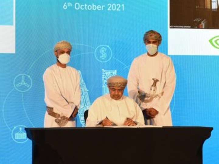 شركة عُمان داتا بارك تطلق خدمة الذكاء الاصطناعي السحابي بالسلطنة 2 IMG ٢٠٢١١٠٠٦ ١٤٠٨٢٢