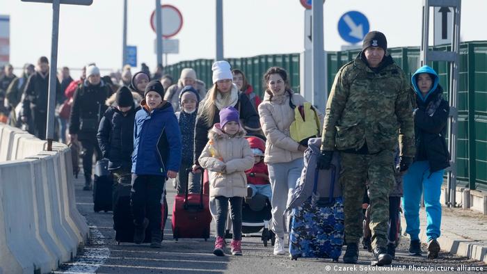 UN: More than half a million have fled Ukraine