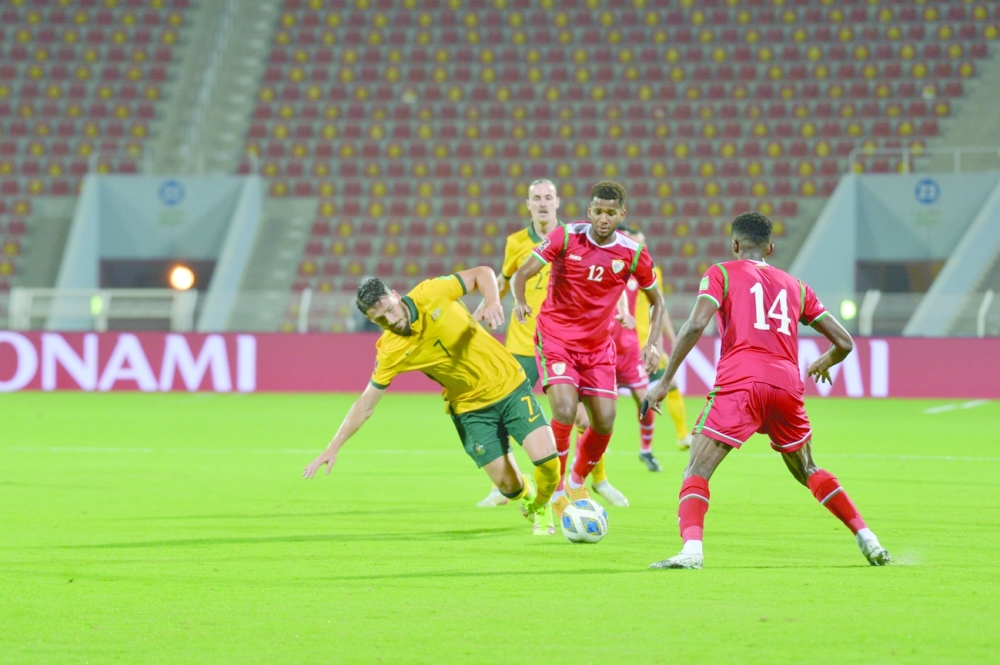 نجوم المنتخب الوطني يعودون للأندية والمحترفون يغادرون