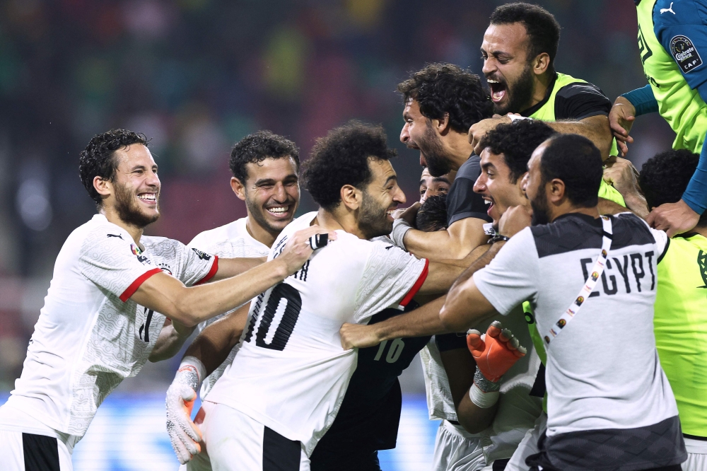 مصر تنهي حلم الكاميرون باللقب على أرضها وتلاقي السنغال في النهائي