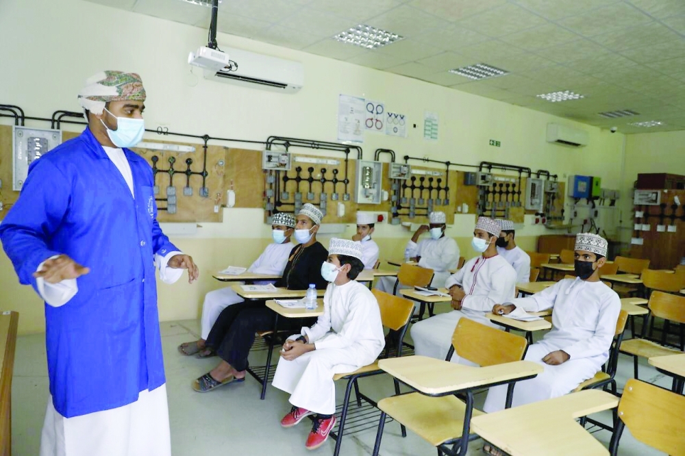 تدريب مائة طالب بشمال الشرقية على تكنولوجيا المعلومات والابتكار