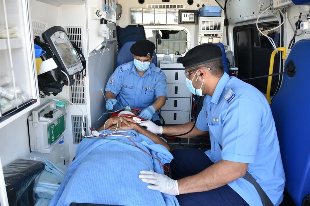 “الدفاع المدني” تطلق خدمة الإسعاف المنزلي