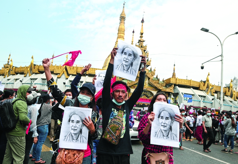 اشتباكات ” عنيفة “بين الجيش البورمي ومتمردين في ولاية راخين