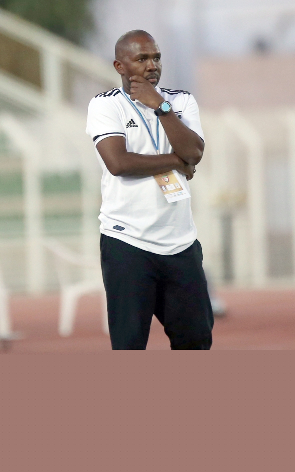 وليد السعدي يقود الفريق الكروي بصحم بدلا من ايفان