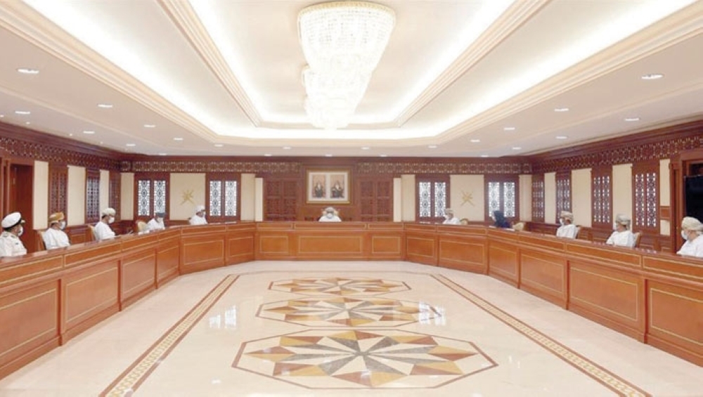 إقامة صلاة الجمعة واستمرار الصلوات الخمس في المساجد بنسبة لا تتعدى 50%