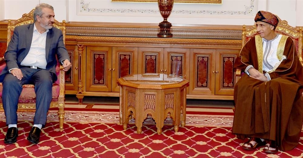 السيد فهد يبحث التعاون مع وزير الصناعة الإيراني