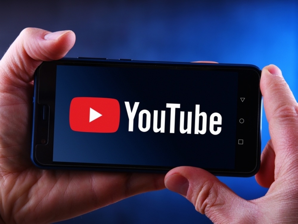 YouTube woos creators to fend off competition