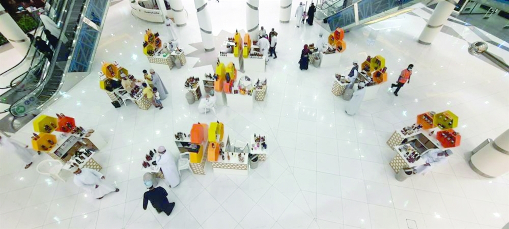 «الثروة الزراعية والسمكية» تعلن إقامة منافذ تسويقية للعسل العماني