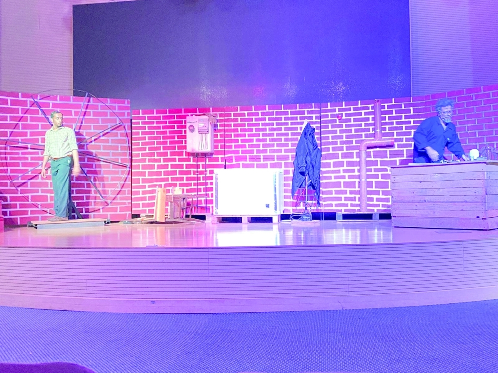 الاتفاق يفوز بتصفيات المسرح بشمال الشرقية