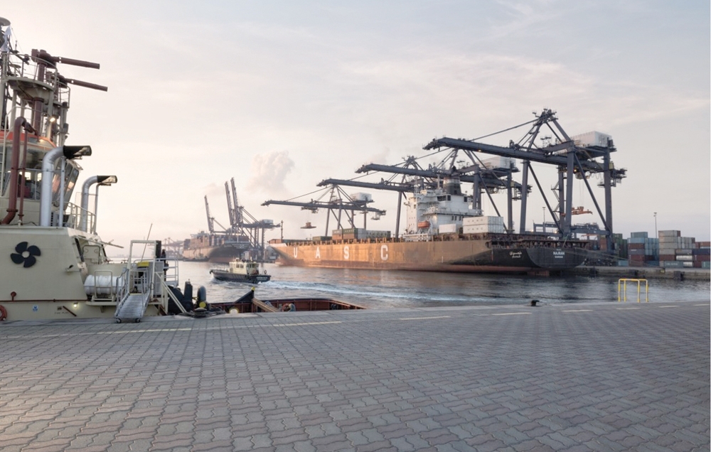 الموانئ العمانية تستقبل أكثر من 10.6 ألف سفينة في 2021