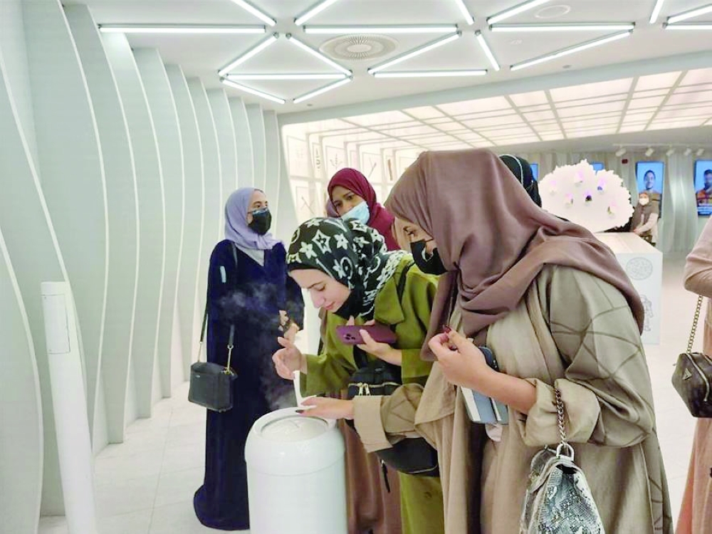 جناح سلطنة عمان بمعرض إكسبو دبي يحتفل باليوم العالمي للمرأة والفتاة