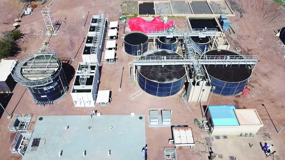 بدء التدشين التجريبي لمشروع توسعة محطة معالجة المياه بجعلان بني بوعلي