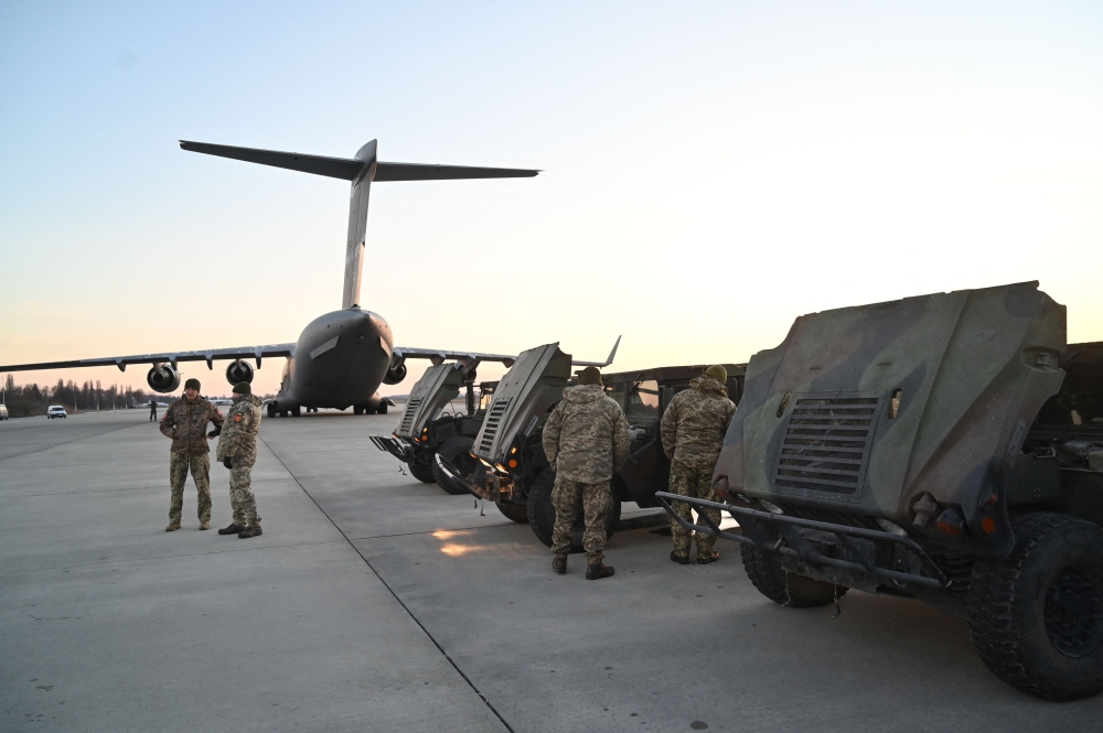 Russia says some troops near Ukraine returning to base