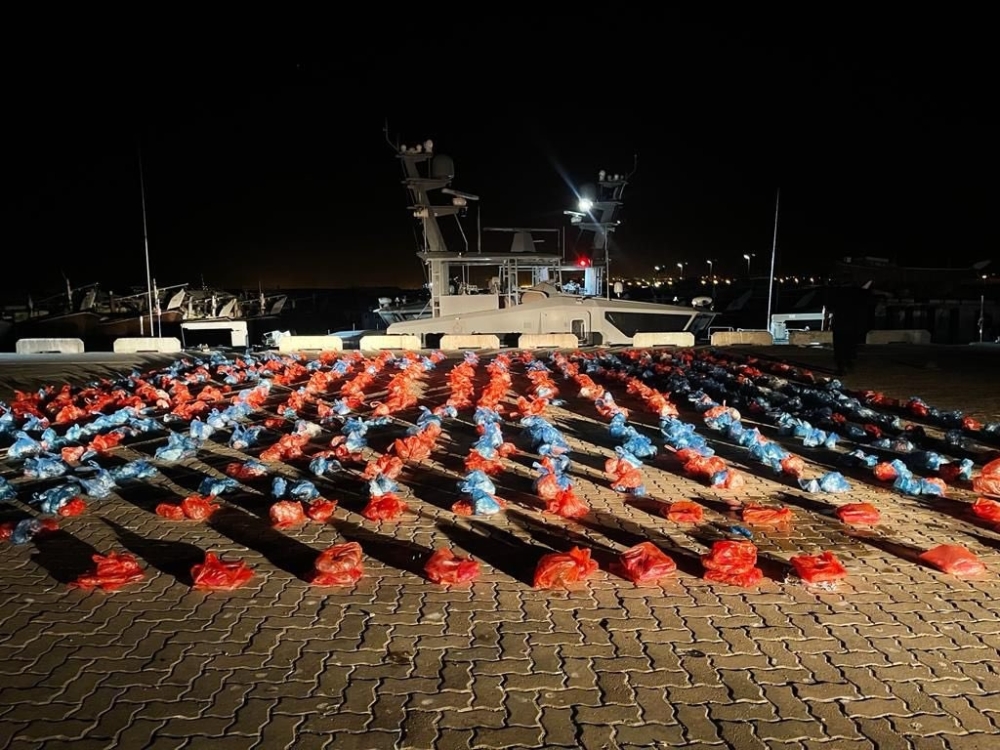 Thieves, khat smugglers nabbed in Dhofar