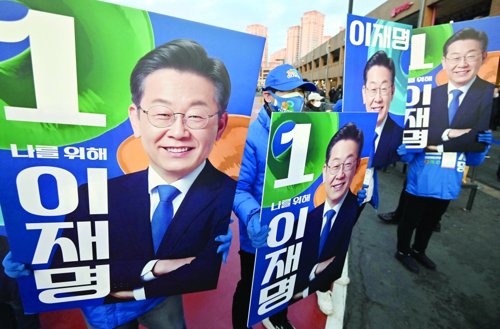 South Korea candidates kick off presidential race