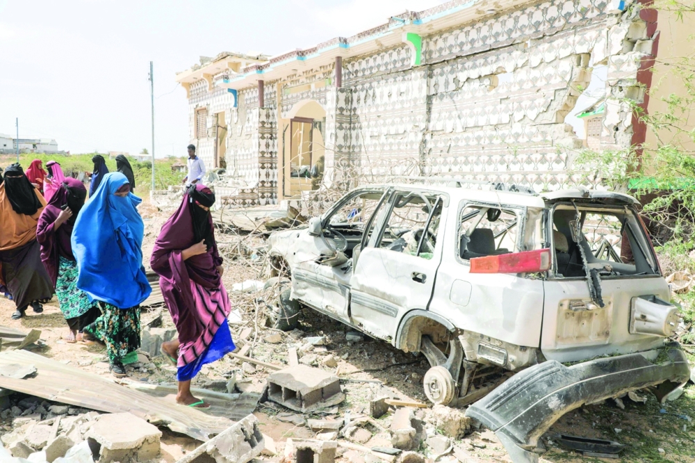 9 killed in Mogadishu terrorist attacks