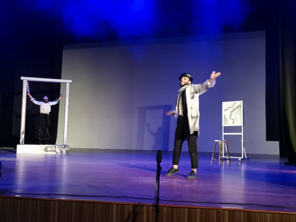 “جزء من النص مفقود” تتوج بالمركز الأول وتصعد للتنافس على مستوى سلطنة عمان