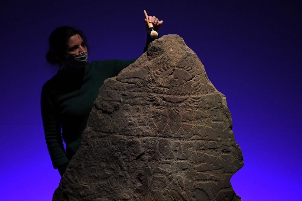 British Museum exhibition traces rise and fall of Stonehenge