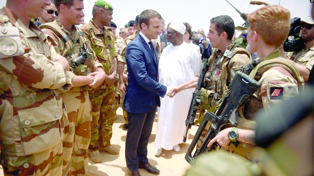 «الساحل الإفريقي»
هل ينهي الحكام الجدد الوجود الفرنسي؟