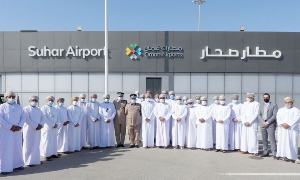 بحث أفكار جديدة حول آلية توسعة مطار صحار خلال الفترة المقبلة