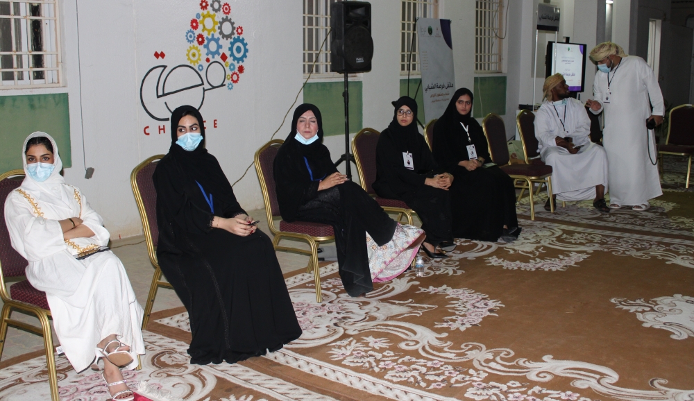 تفاعل في ملتقى استعراض “شباب يصنعون الفرص” بالبريمي