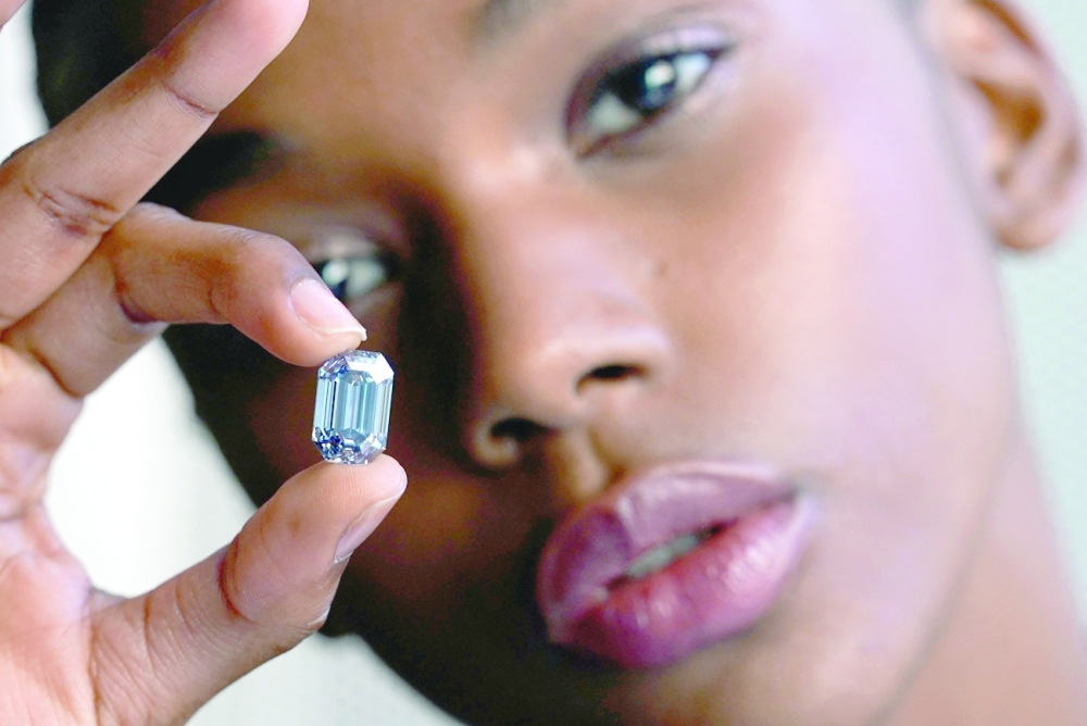 Sotheby's tips largest blue diamond at auction to fetch $48 mn