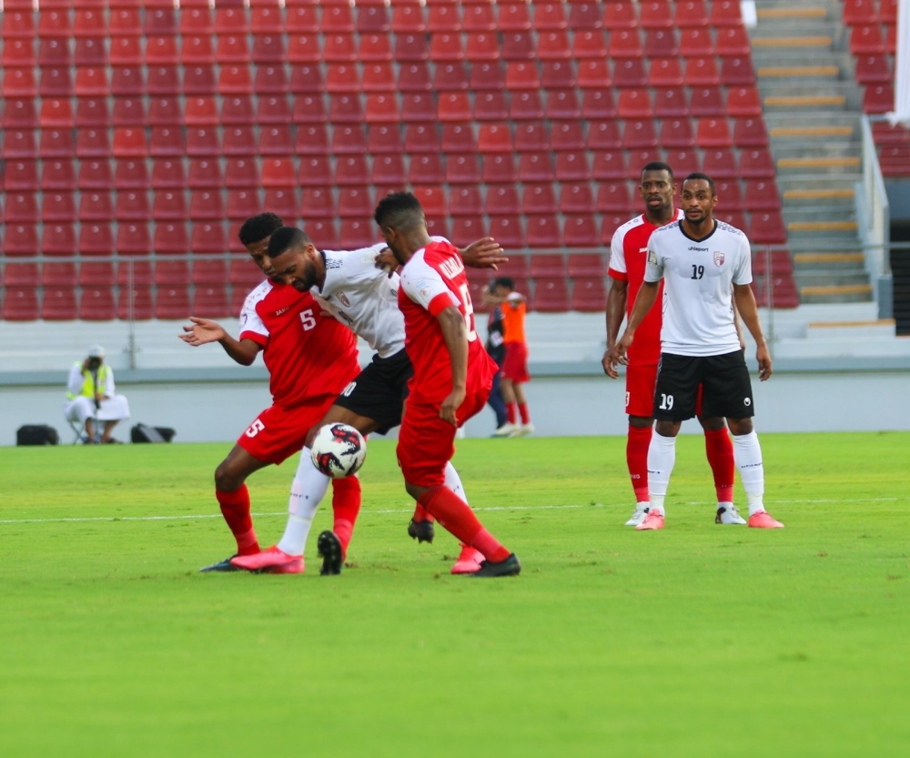 ظفار يكسب الرستاق بنصف نهائي مسابقة الكأس