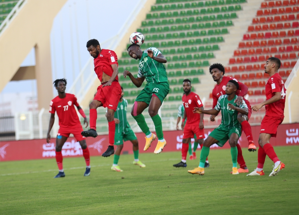 ٣ مواجهات في ختام الأسبوع الرابع عشر لدوري عمانتل .. اليوم