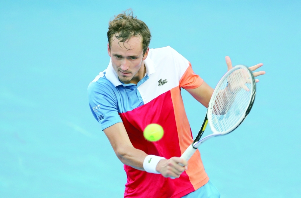 Medvedev marks rise to No 1 with Acapulco win