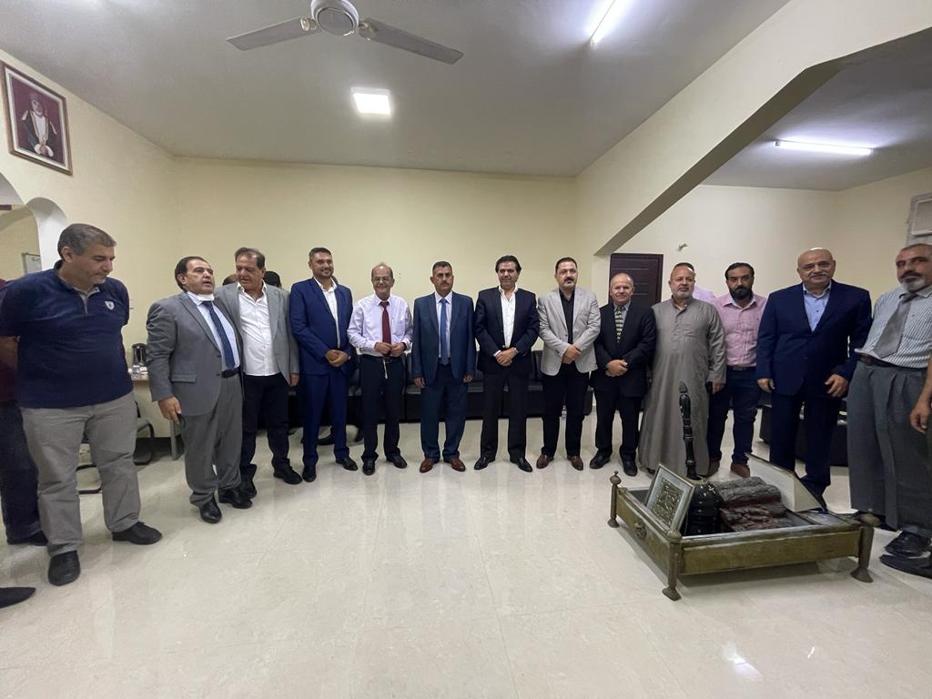 السفير الأردني أمجد القهيوي يلتقي أبناء الجالية في محافظة ظفار