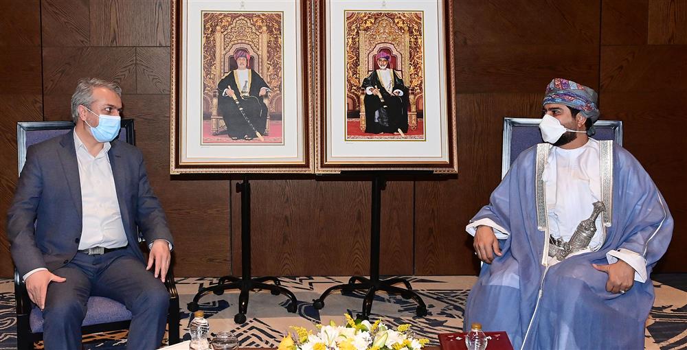 بحث أوجه التعاون التجاري والاقتصادي بين سلطنة عُمان والجمهورية الإسلامية الإيرانية