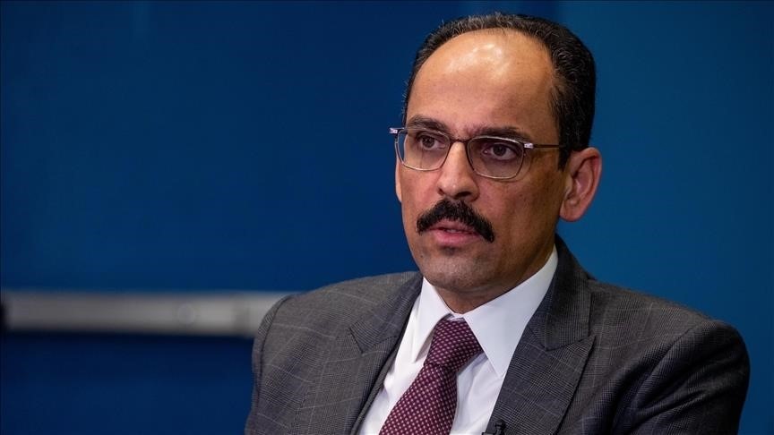 متحدث الرئاسة التركية يبحث مع مستشار بوتين التطورات بأوكرانيا