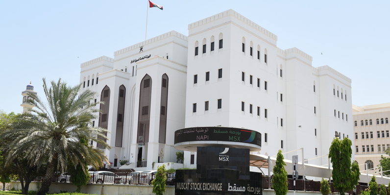 مؤشر بورصة مسقط يغلق منخفضًا بنسبة 11ر0 بالمائة