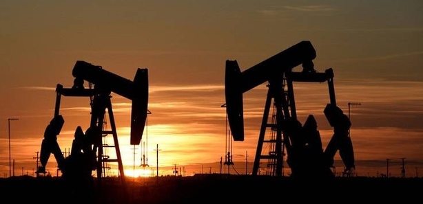 ارتفاع أسعار النفط إلى مستوى قياسي خلال 7 سنوات