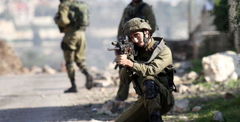 الاحتلال الإسرائيلي يعتقل أكثر من ٤٠ فلسطينيا في الضفة الغربية