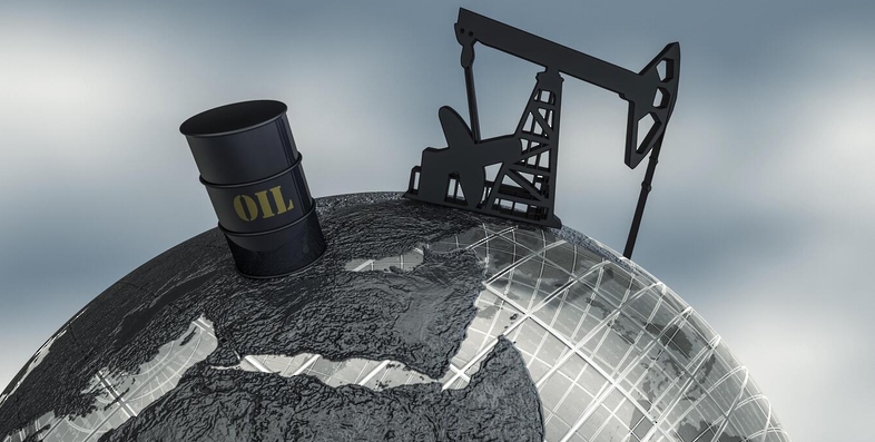 النفط يتخطى مستوى 100 دولار نتيجة تصاعد الأزمة الأوكرانية