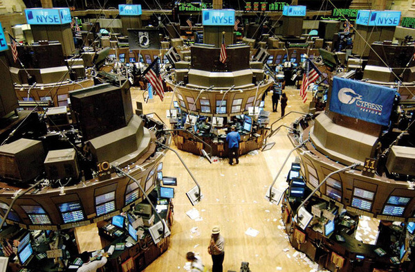 أسهم أوروبا تتراجع تحت ضغط مخاوف تشديد السياسة النقدية والتضخم