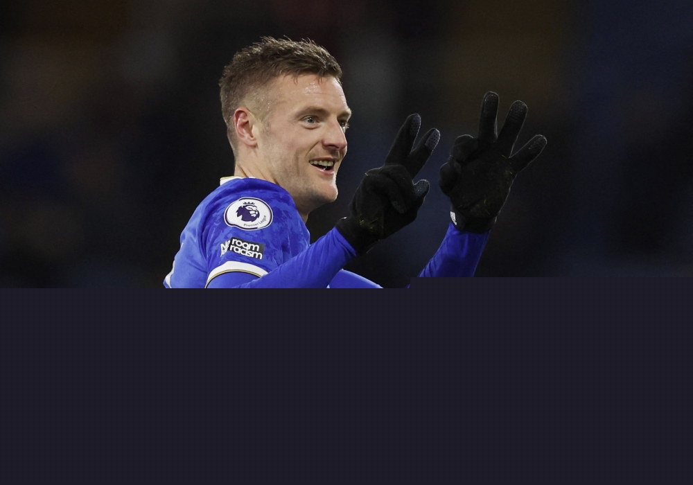 فاردي يكلل عودته بقيادة ليستر إلى سكة الانتصارات