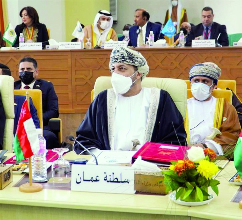سلطنة عمان تؤكد أهمية الدفع بالتنمية في البلدان العربية