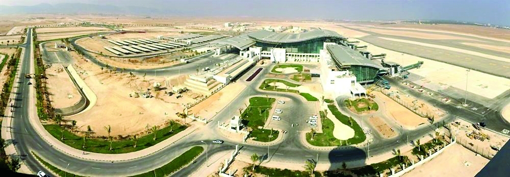 “المناطق الاقتصادية والحرة” تثمن صدور المرسوم السلطاني بإنشاء مناطق حرة في المطارات