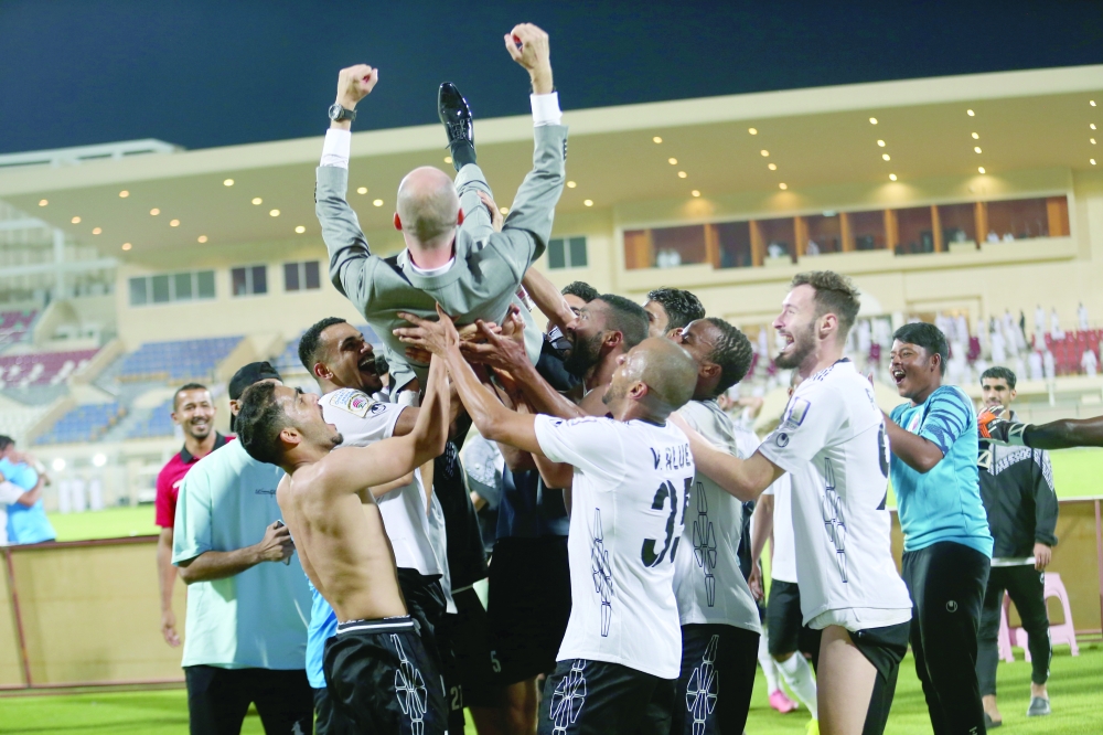 أمسية كروية وملحمة تاريخية
للرستاق في نصف نهائي مسابقة الكأس