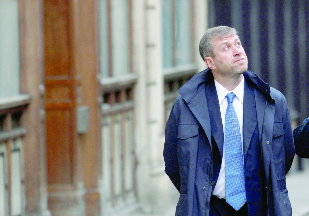 Chelsea’s Russian owner to sell the club