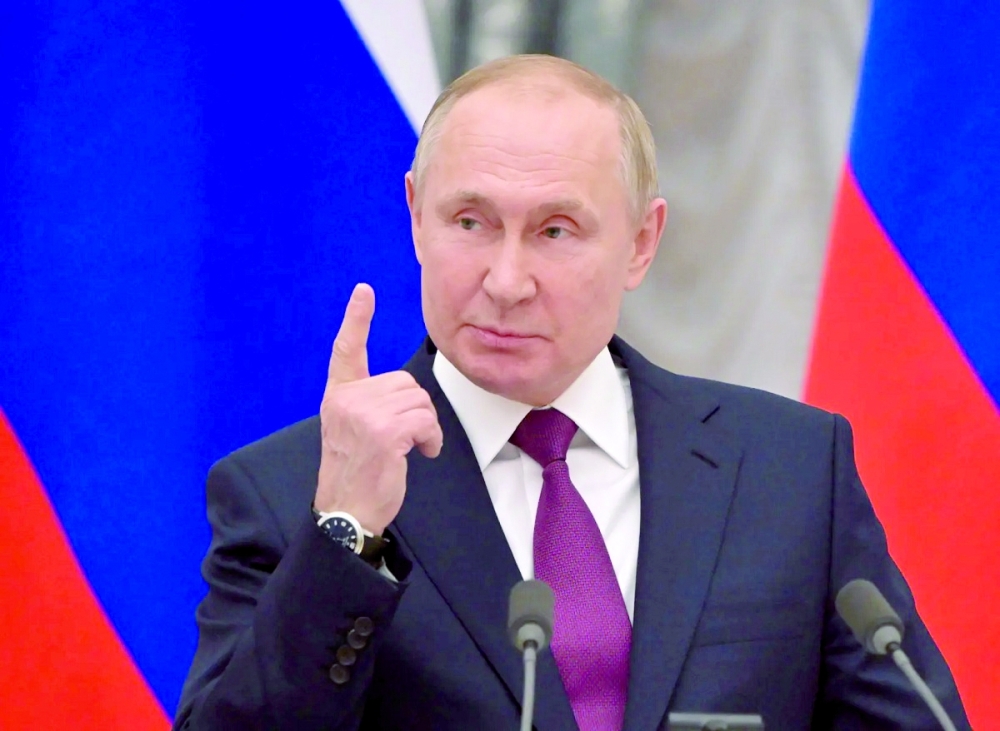 بوتين وزيلينسكي.. وجها حرب أوكرانيا المتناقضين