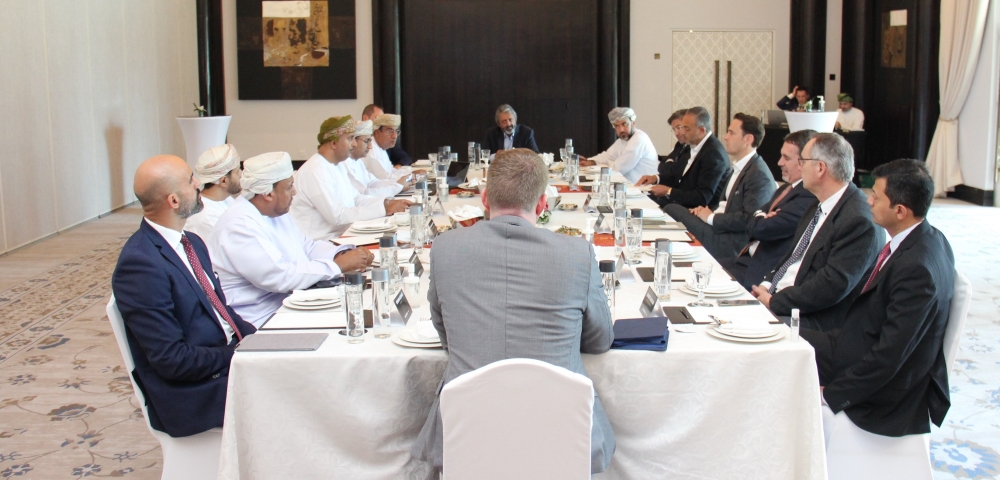 Global firms urged to explore free zones of Oman