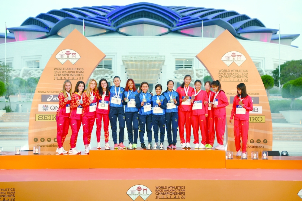 Karlstrom storms to 35km crown